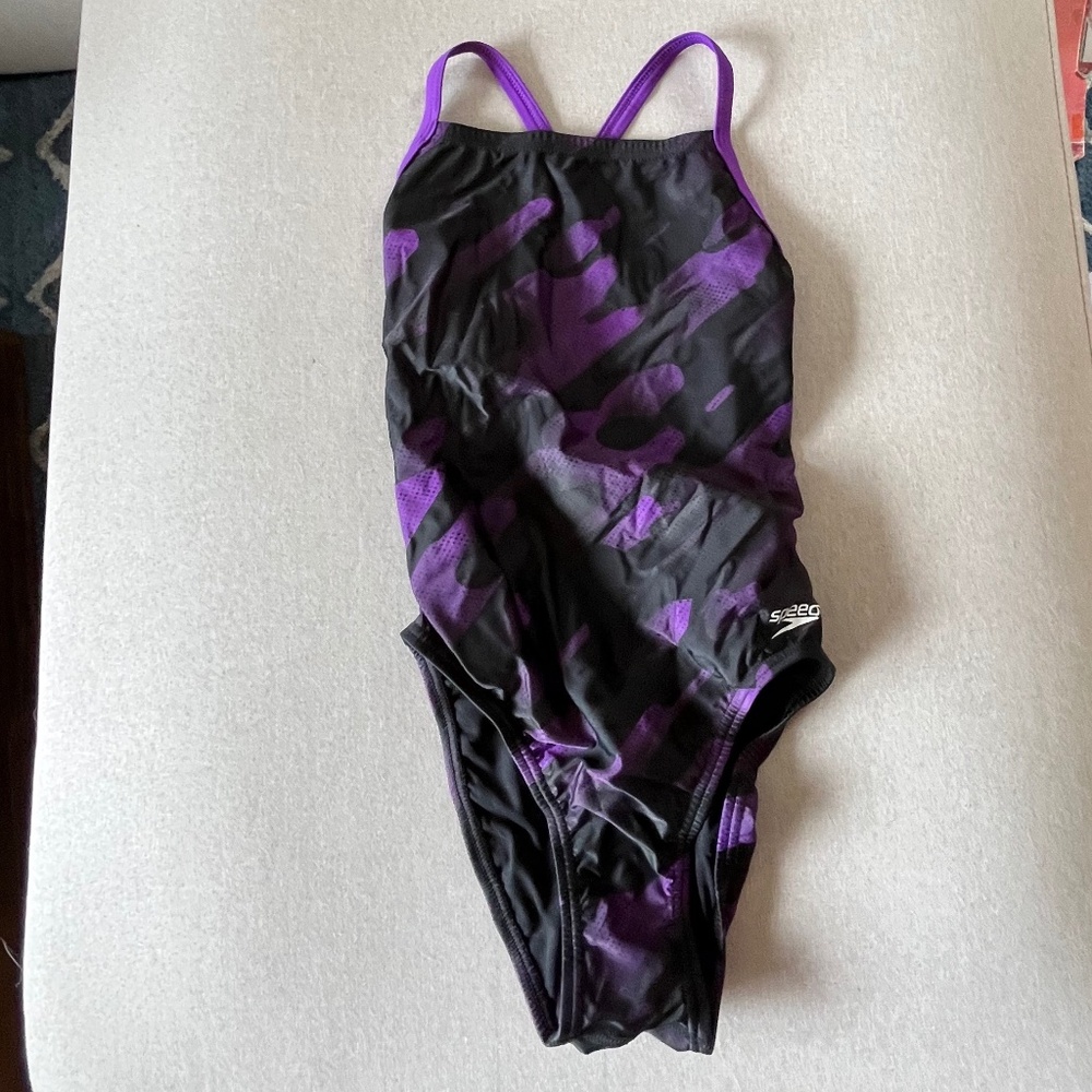 BRAND NEW Speedo Women's Printed Crossback One-Piece